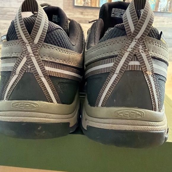 Supportive Outdoor Waterproof Durable trail Hiking Keen Targhee III Shoes M 15 - Picture 11 of 16